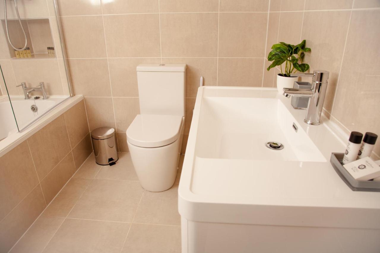 High Life Serviced Apartments - Old Town Swindon Eksteriør bilde