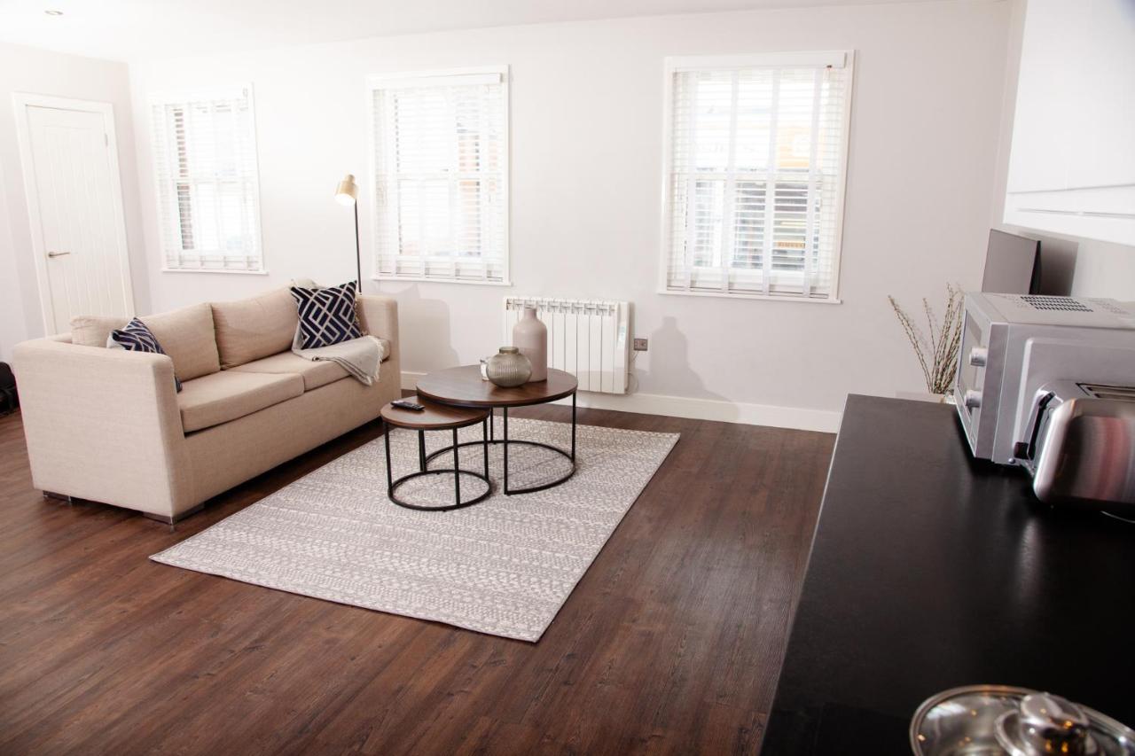 High Life Serviced Apartments - Old Town Swindon Eksteriør bilde