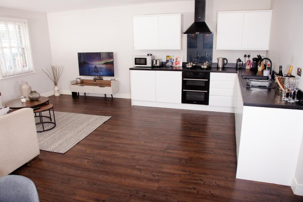 High Life Serviced Apartments - Old Town Swindon Eksteriør bilde
