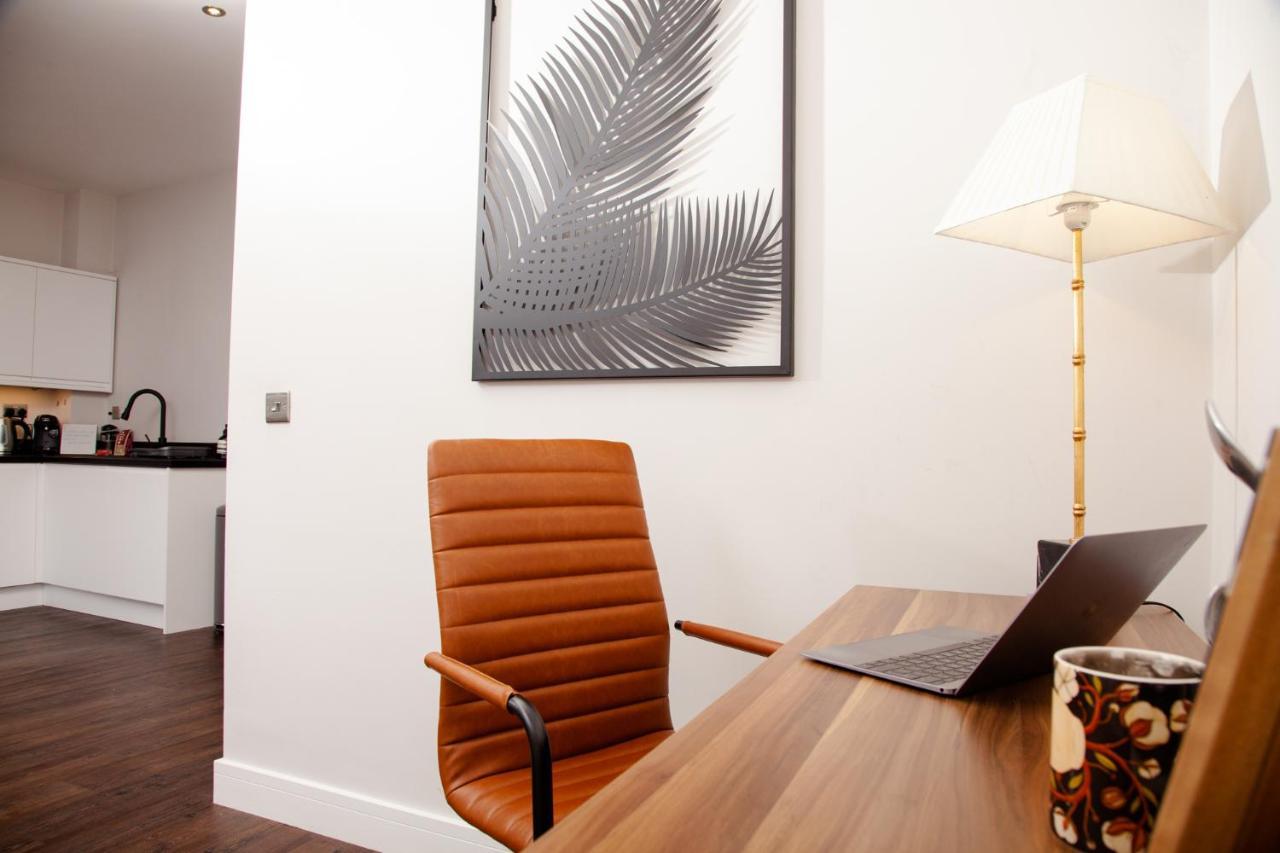 High Life Serviced Apartments - Old Town Swindon Eksteriør bilde