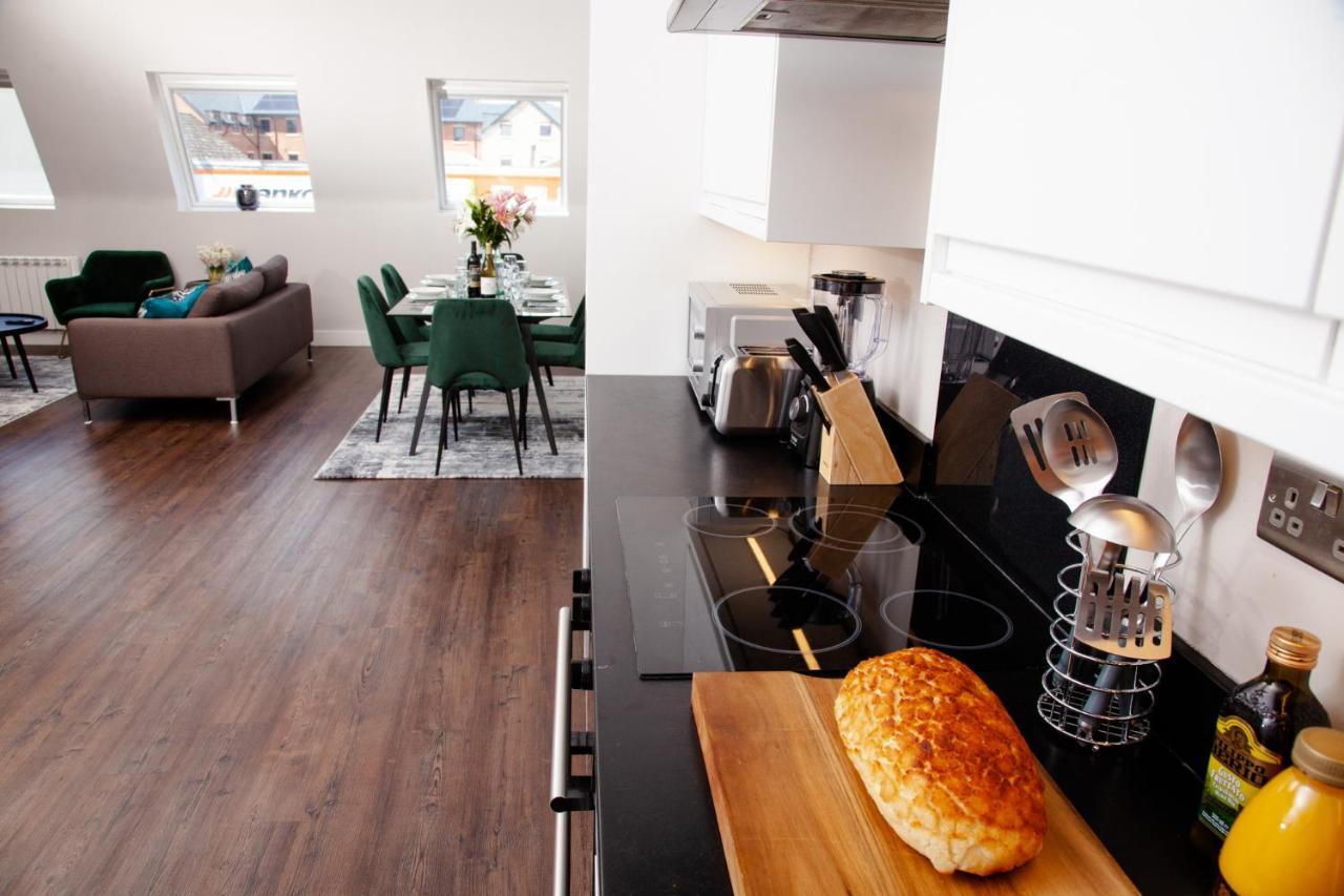 High Life Serviced Apartments - Old Town Swindon Eksteriør bilde